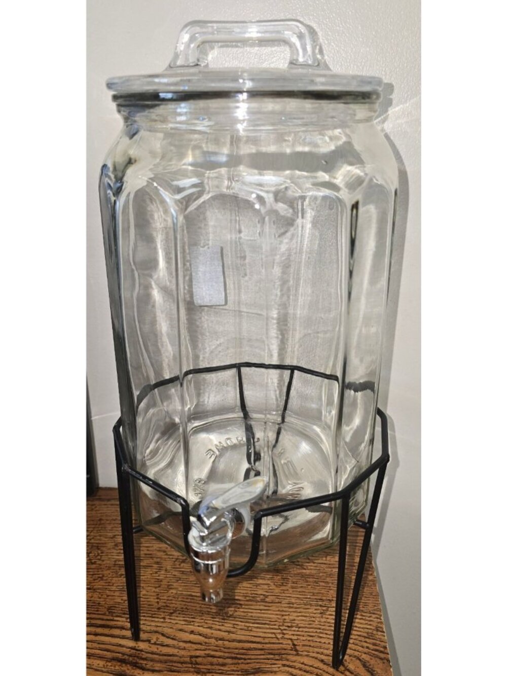 Glass Beverage Dispenser With Metal Stand & Chrome Spigot 1 Gallon Clear Glass D